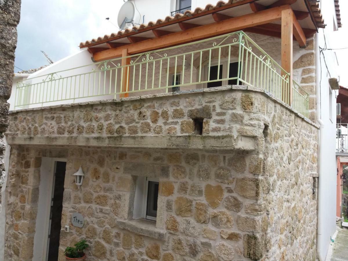 Spiti Thea Apartment Makrádes Exterior photo